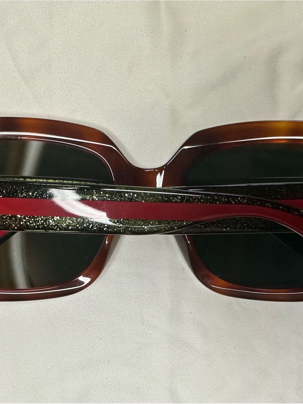Gucci Women’s Brown Tortoiseshell Oversized Square Sunglasses - Picture 7 of 11